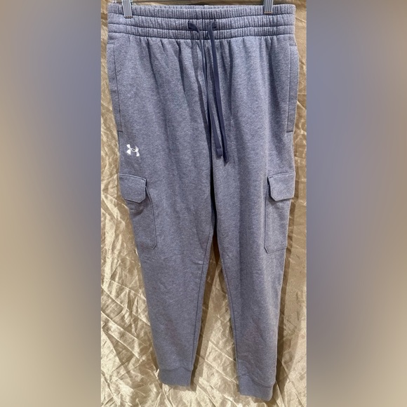 Under Armour - Picture 1 of 4